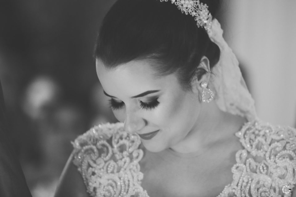 FOTOGRAFIA DE CASAMENTO NO INDAIÁ EM ITAPEMA - ERICK E SABRINA